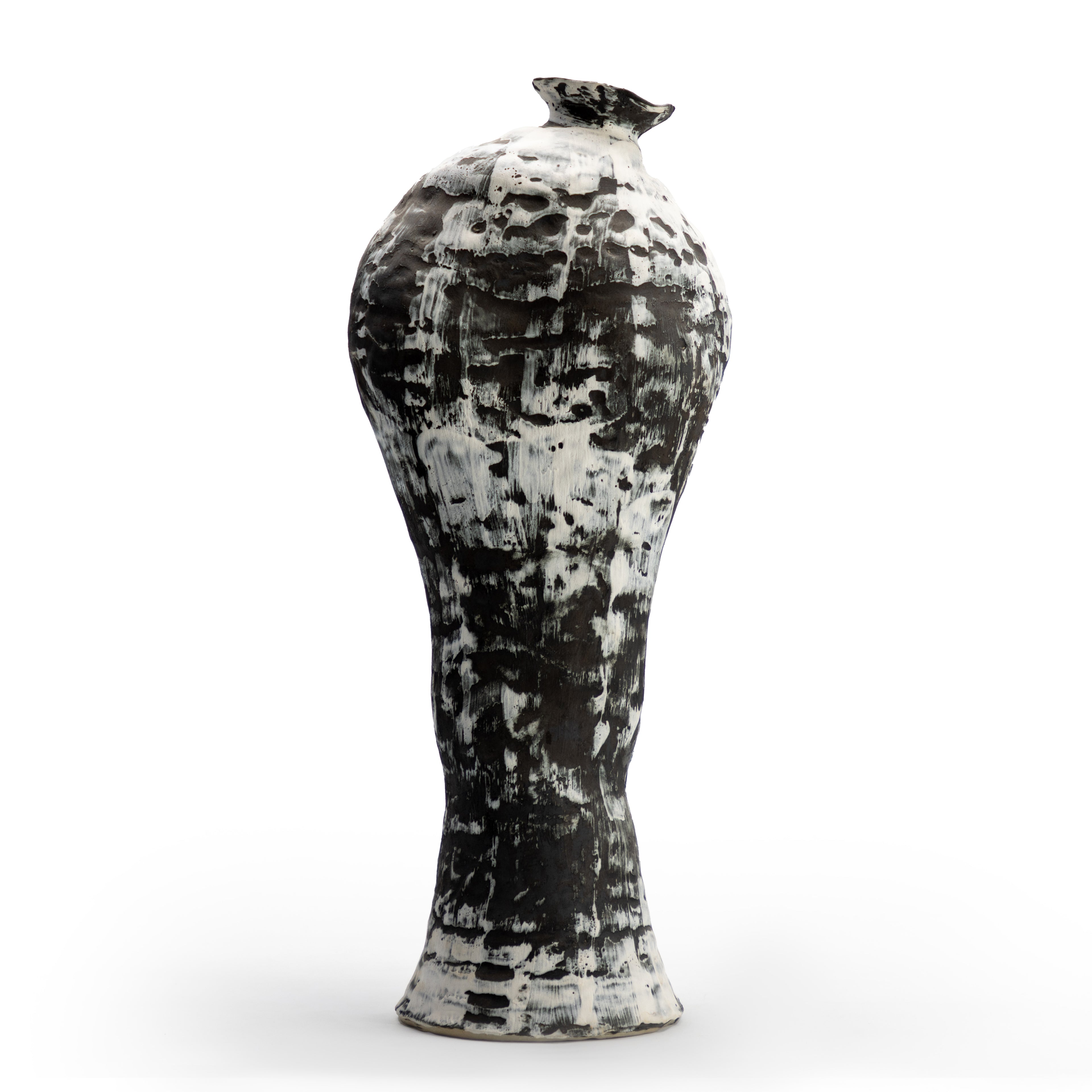 Black Pattern Vase