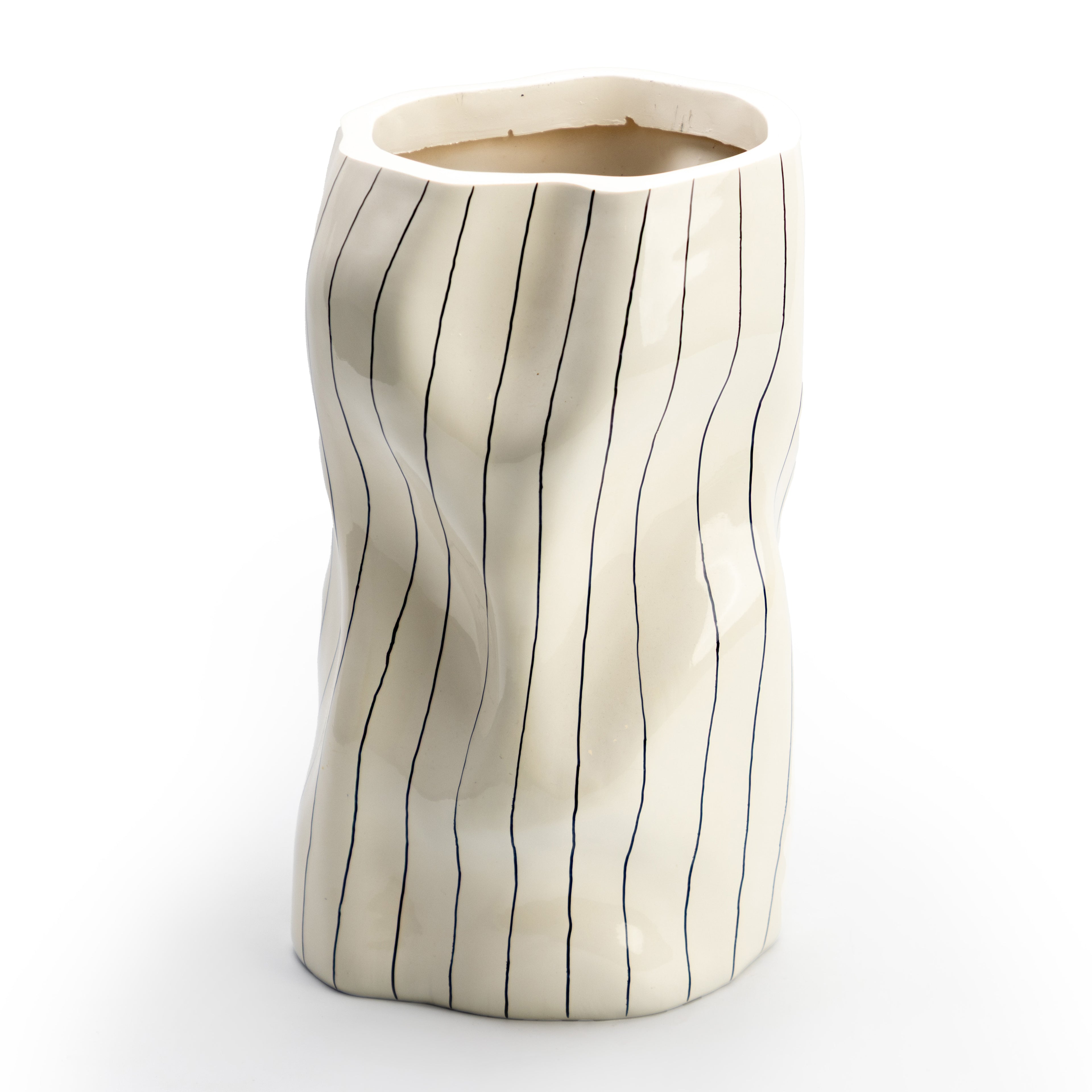 Liney Vase
