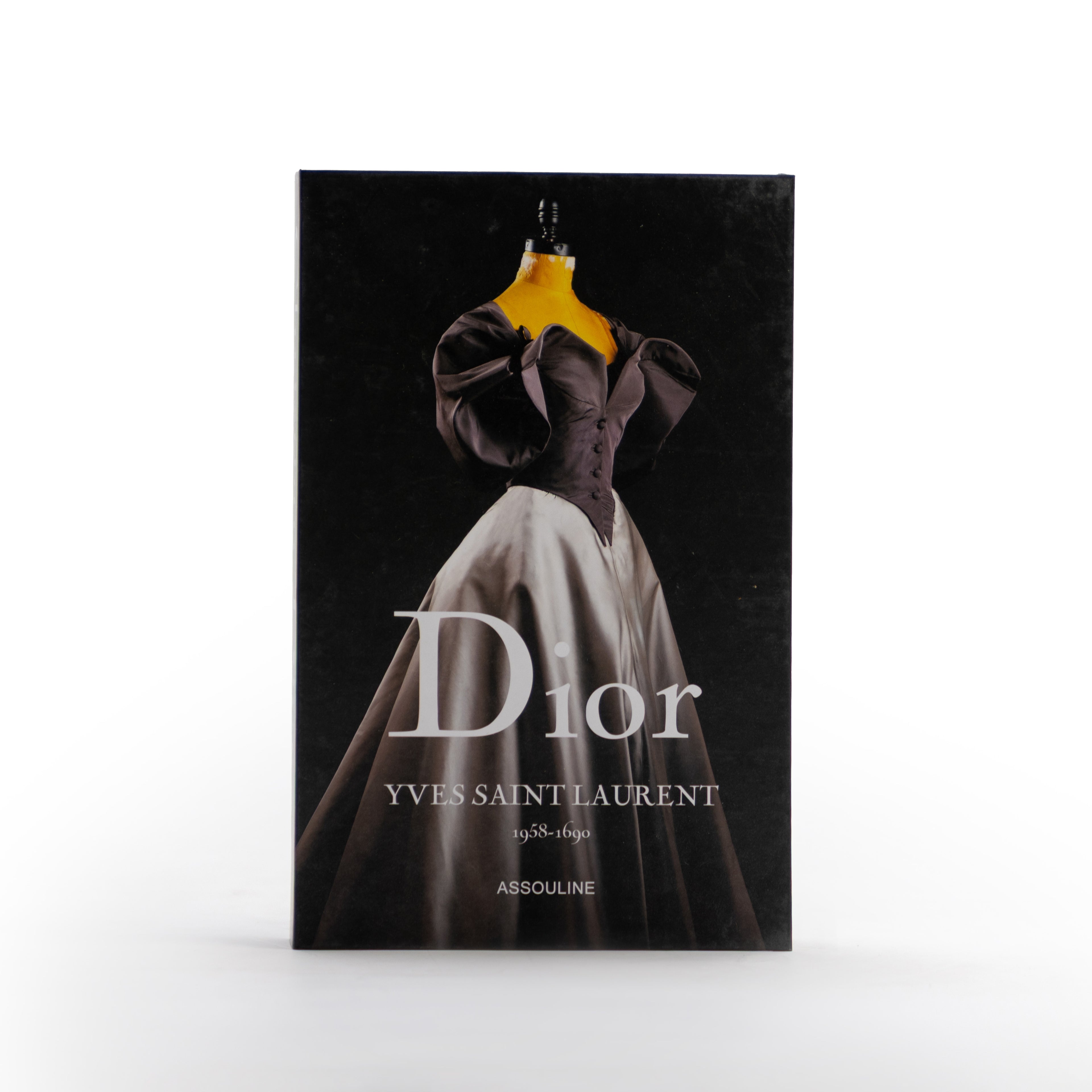Dior Book